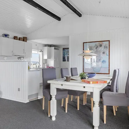 Gorgeous In With Kitchen